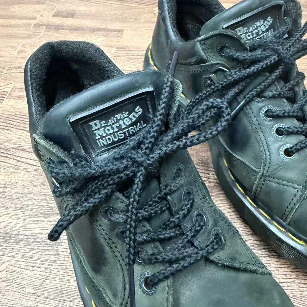 Vintage Dr.Martens 7A16